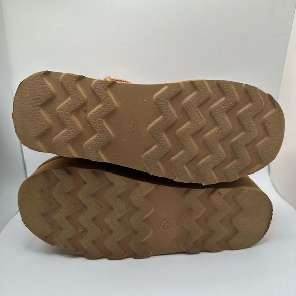 CUSHIONAIRE Women's Genuine Suede pull platform boot +Memory Foam 7 CHESTNUT - Picture 5 of 7